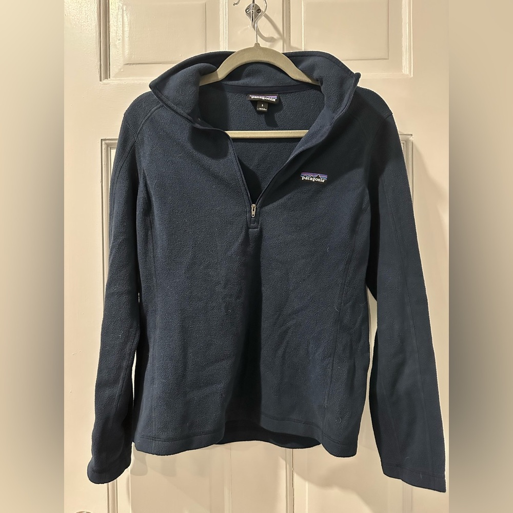 Patagonia Navy Half zip pullover sweater
